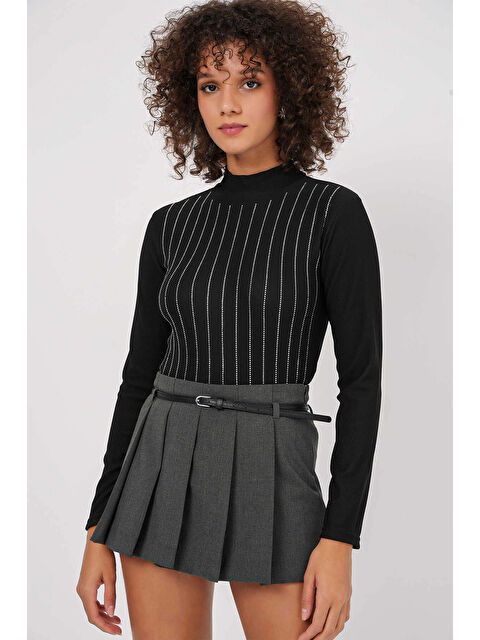 Hazelin Kadın Siyah Yarım Balıkçı Önü Taşlı Body HZL25W-BD19221 - S000498985-19351