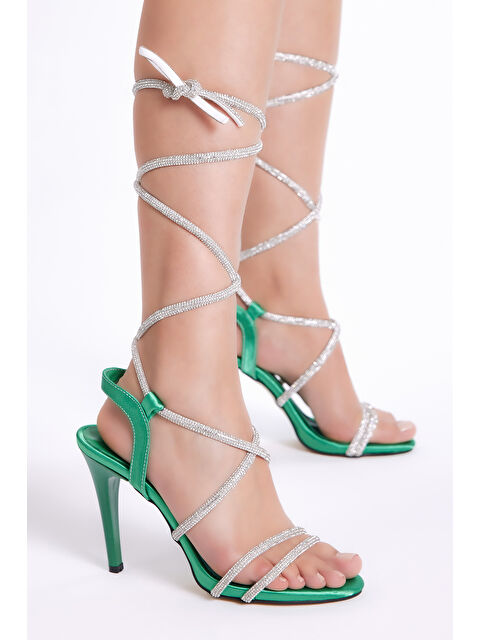 TONNY BLACK Kadın Yeşil Gecce Serisi Saten Bilekten Bağlamalı Taşlı İnce Topuklu Ayakkabı - S000499977-18194