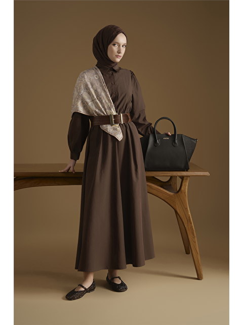 ARMİNE Beli Lastikli Poplin Elbise Kahverengi