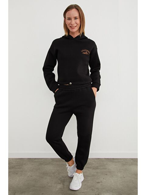 Fullamoda 3 İplik California Nakışlı Kapüşonlu Jogger Takım - S000440198-19351