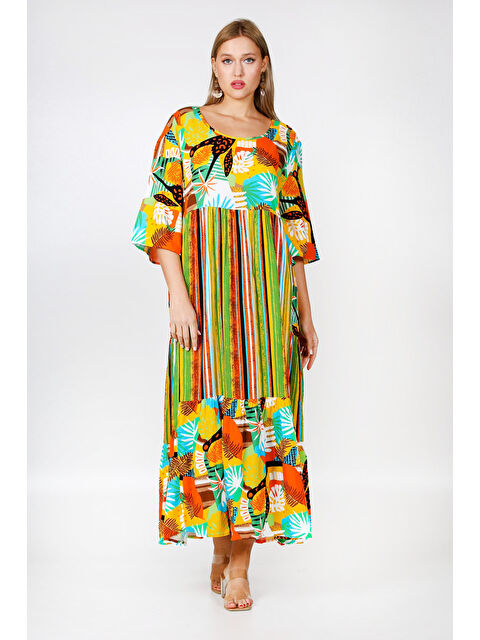 Chiccy Yeşil Yuvarlak Yaka 3/4 Kol Desenli Allover Baskılı Geniş Kesim Dokuma Elbise