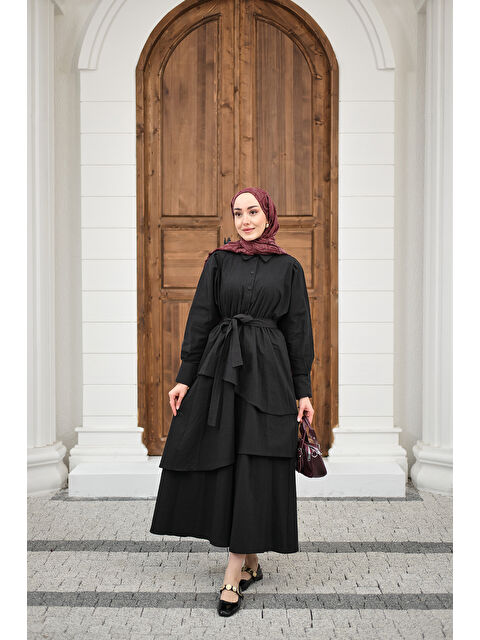 Locco Moda Kadın Eteği Volanlı Bel Bağlamalı Gömlek Yaka Yarım Düğmeli Elbise Siyah