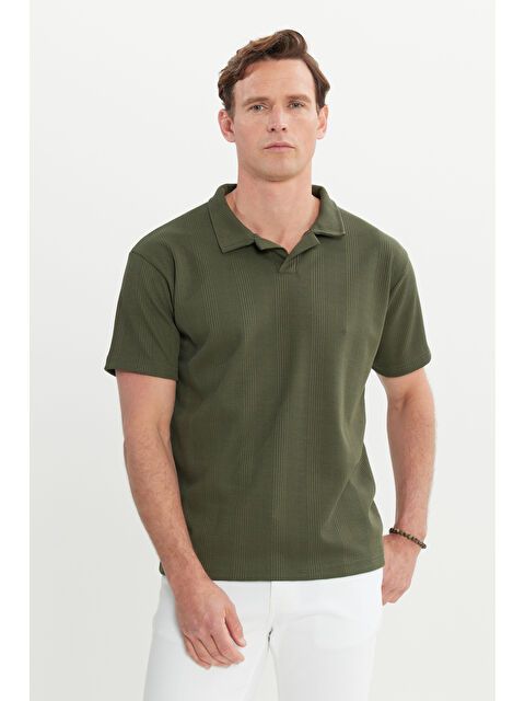 AC&Co / Altınyıldız Classics Erkek Haki Relax Fit Rahat Kesim Polo Yaka Tişört - S000394316-18547