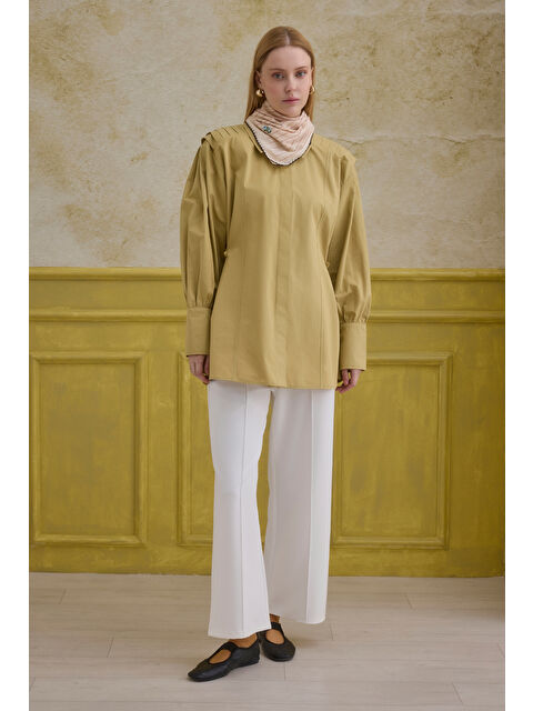 HE-QA %100 Pamuk Arkası Pileli Gömlek Bal Köpüğü - S000530705-4557