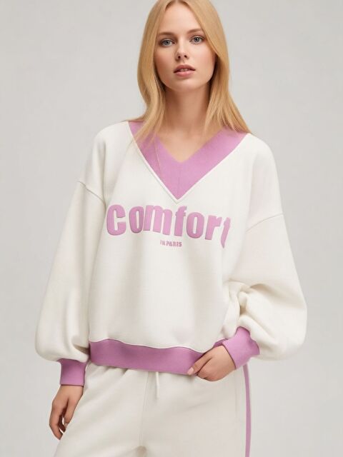 Trendseninle Beyaz Comfort Baskılı V Yaka Oversize Sweatshirt - S000490851-20063