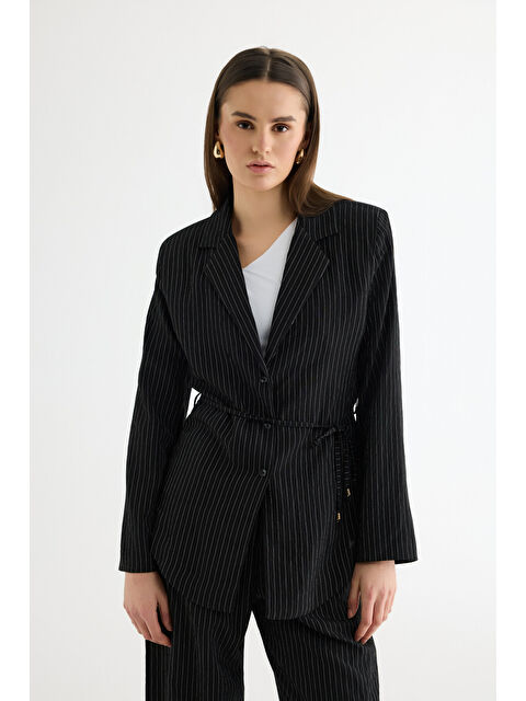 QUZU Çizgili Bağcıklı Gömlek Ceket Siyah