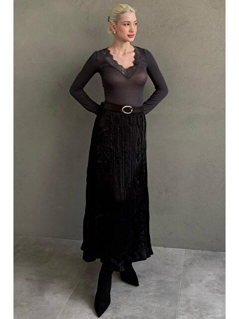 Madmext Siyah Kırışık Desen Kemerli Cepli Uzun Etek Mg2661 - S000505356-19351