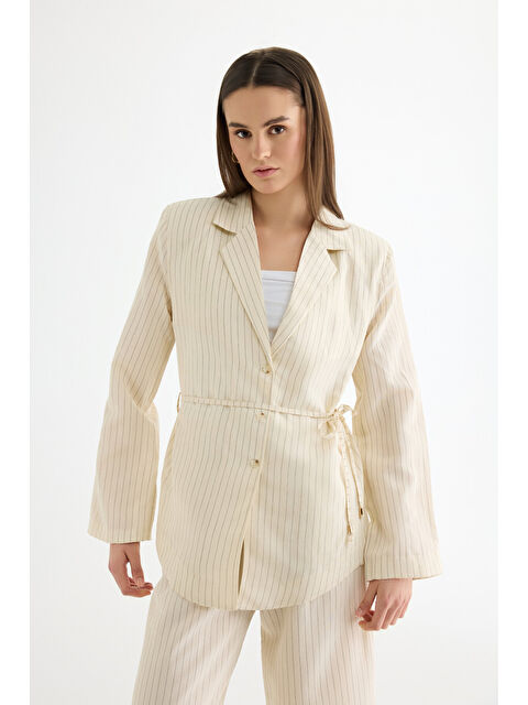 QUZU Çizgili Bağcıklı Gömlek Ceket Ekru