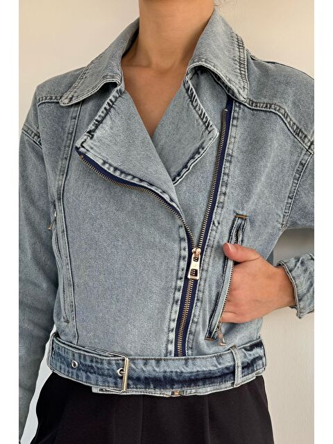 Gülseli Kadın Kemer Detaylı Ön Fermuarlı Jean Jean Ceket - S000482873-3642
