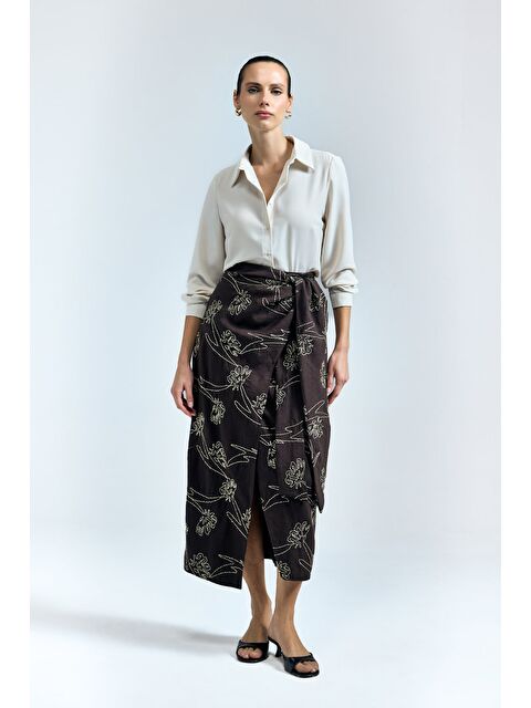 SATEEN Nakış Detaylı Uzun Etek - Koyu Kahve