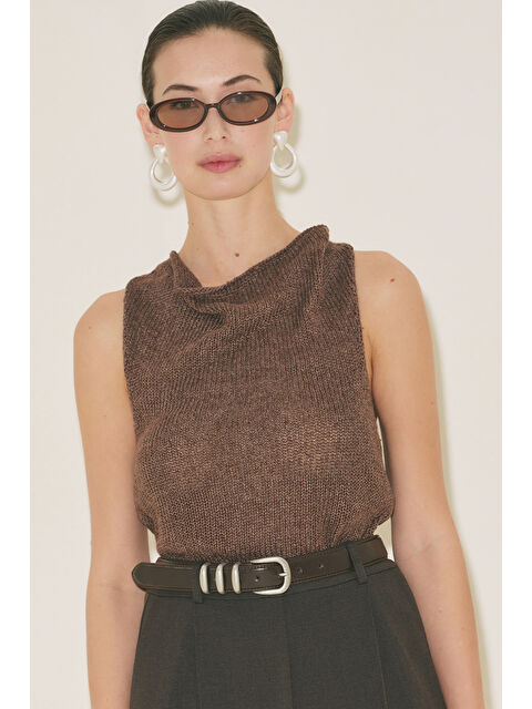 Manuka Detaylı Oval Kemer Kahverengi