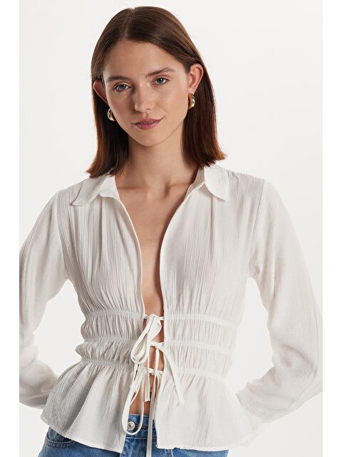 TUDORS Kadın Standart Fit Büzgülü Bağlamalı Ekru Gömlek - S000522551-19965