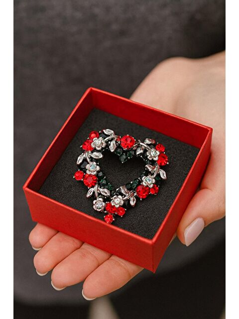 New Obsessions Yılbaşı Gümüş Kaplama Kristal Taşlı Kalp Broş - S000487509-18105