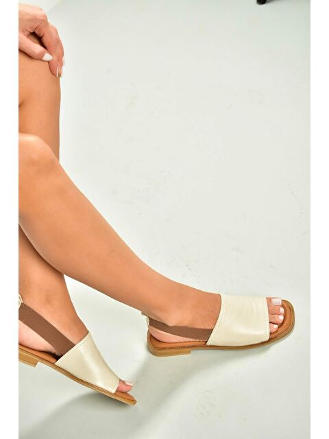 Fox Shoes Bej Kadın Sandalet U944704203 - S000422396-19928
