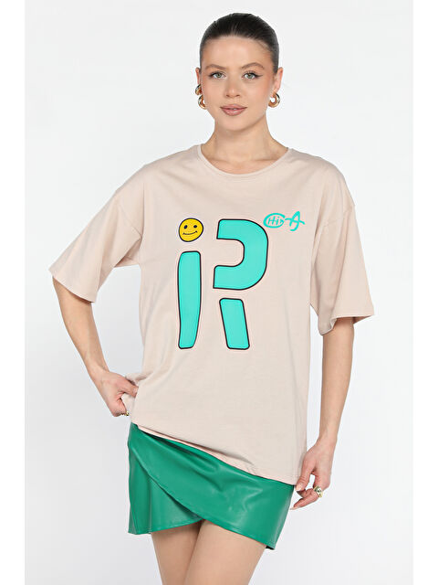 Gülseli Ön Baskılı Bisiklet Yaka Kadın Tişört - S000365039-25636