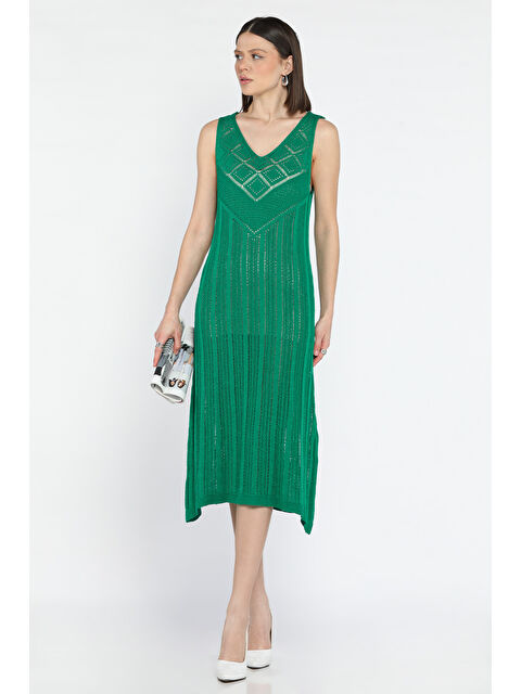 Gülseli Örme Detaylı V Yaka Kadın Triko Elbise( İçlikle Giyilmesi Önerilir) - S000365035-18194