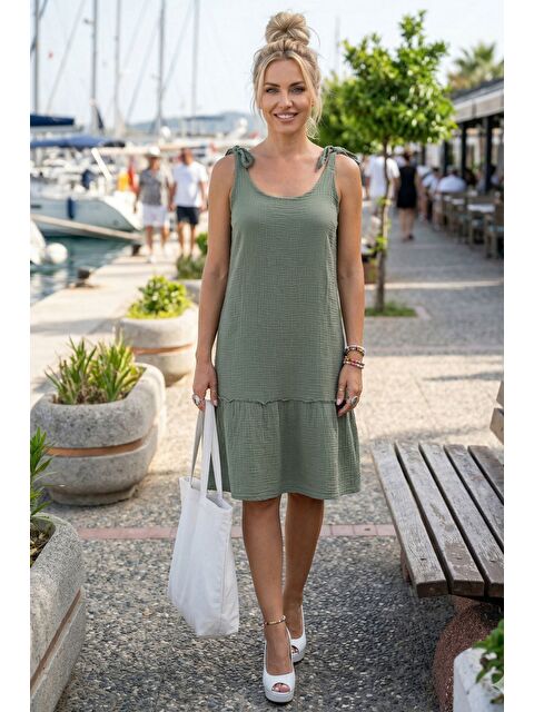 Chiccy Haki Askılı Eteği Fırfırlı Omuzdan Bağlamalı Casual Müslin Dokuma Elbise 95 50