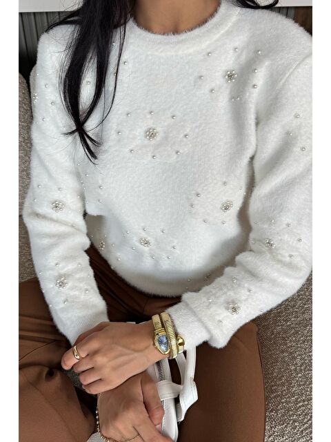 Gülseli Kadın Çiçek Baskılı Taşlı Sakallı Triko Kazak (s-m-l Beden Uyumludur.) - S000445208-25636