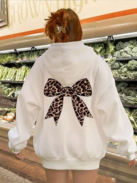 Trendseninle Kadın Beyaz Leopar Kurdele Baskılı Oversize Kapüşonlu Sweatshirt Hoodie - S000465934-20063