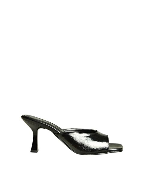Fox Shoes Siyah Kadın Topuklu Ayakkabı U654080909 - S000422393-19351