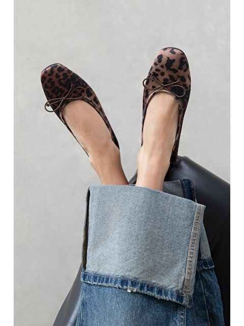 Straswans Galo Kadın Fiyonk Detay Saten Babet Leopar - S000526174-19413