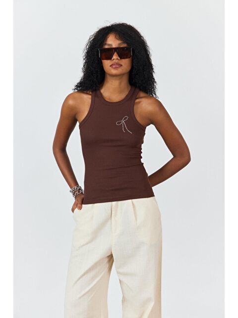 Sherin Kahverengi Halter Yaka Fiyonk Detaylı Atlet - S000435644-19413
