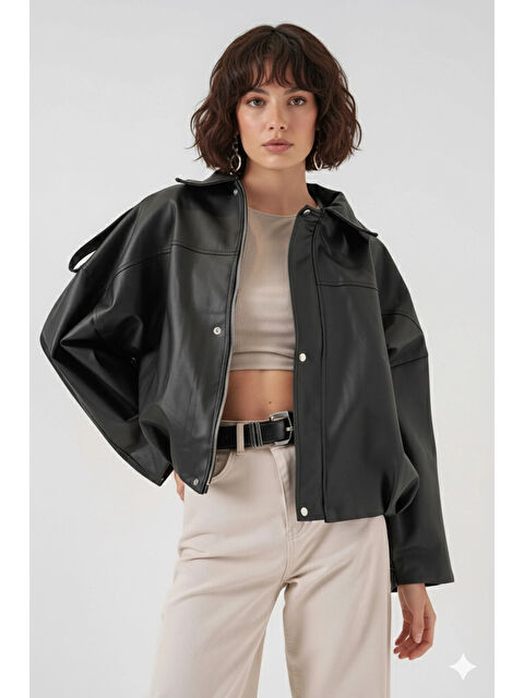 Hazelin Kadın Siyah Oversize Fermuarlı ve Düğmeli Yandan Cepli Suni Deri Ceket HZL25W-BD110551 - S000498990-19351
