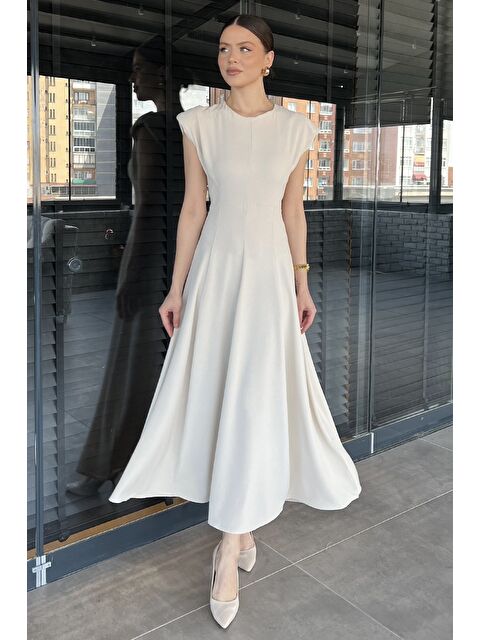 Gülseli Kadın Omuz Vatkalı Bel Bağcıklı Sıfır Kol Elbise - S000373184-25636