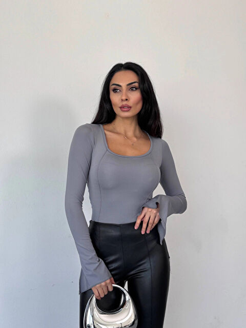 Hazelin Kadın Gri Uzun Kollu Arkası Bağlamalı Fit Kesim Crop Bluz HZL25W-FRY122771 - S000440201-20600