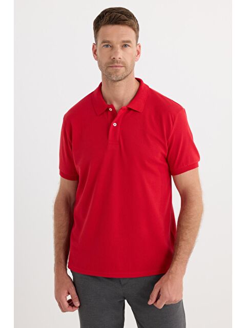 TUDORS Erkek Regular Fit Klasik Kesim Pamuklu Yumuşak Dokulu Serin Tutan Kumaş Düz Kırmızı Polo Yaka Tişört - S000526192-20045
