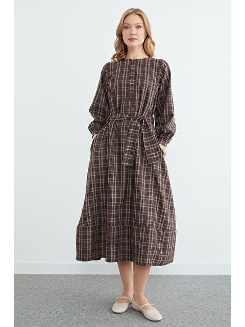 Fullamoda Fullamodest Kuşaklı Ekose Desenli Elbise - S000508277-19413
