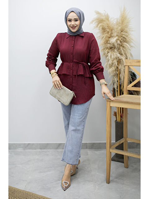 Tesettür Dünyası Fırfır Detaylı Çizgili Gömlek TSD260160 Bordo