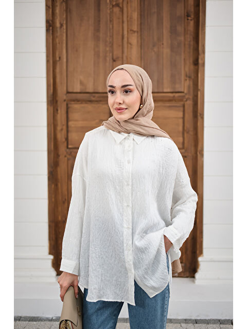 Locco Moda Kadın Pul Detaylı Kendinden Desen Gömlek Beyaz - S000530144-20063