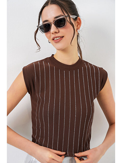 Bigdart Kadın Sıfır Kol Taşlı Bluz 931 - Kahverengi