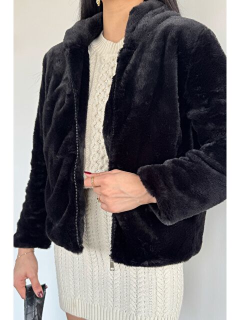 Gülseli Kadın Kapüşonlu İç Astarlı Çift Cepli Pelüş Mont - S000470146-19351