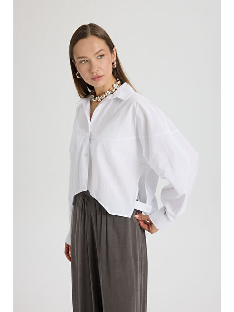 Mai Collection Numen Yırtmaç Detay Beyaz Kısa Gömlek - S000519489-20063