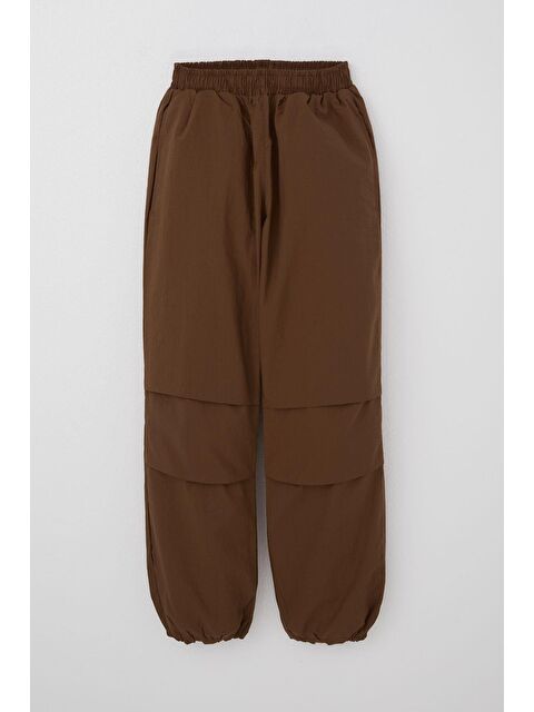 Breeze Kız Çocuk Paraşüt Jogger Paça Pantolon Koyu Kahve (6-12 Yaş) - S000244081-29704