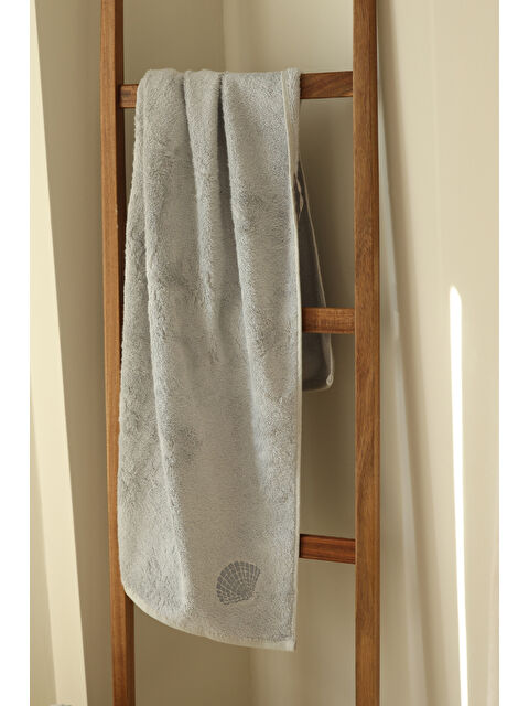 İrya Sedef Bambu Nakışlı Banyo Havlusu 70x140 cm Gri - S000504108-20600