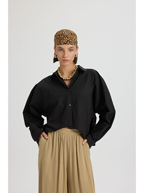 Mai Collection Numen Yırtmaç Detay Siyah Kısa Gömlek - S000519489-19351