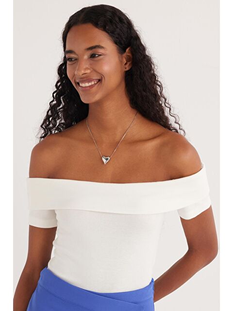 TUDORS Kadın Standart Fit Normal Kesim Beyaz Straplez Bluz - S000521022-19965