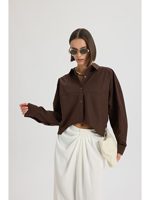 Mai Collection Numen Yırtmaç Detay Kahve Kısa Gömlek - S000519489-19413