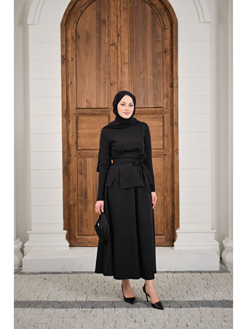 Locco Moda Kadın Bisiklet Yaka Ön Yırtmaçlı Etekli Takım Siyah - S000511219-19351