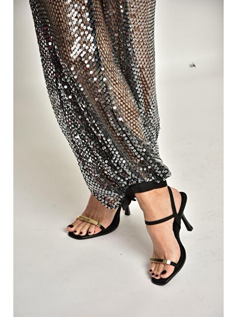 Fox Shoes Siyah Kadın Topuklu Ayakkabı Y820230504 - S000517914-19351