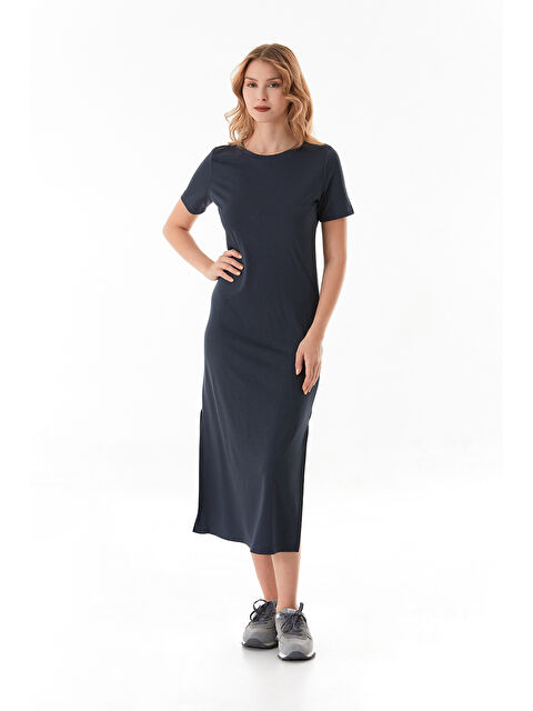 Fullamoda Basic Bisiklet Yaka Yırtmaçlı Elbise - S000380631-29666