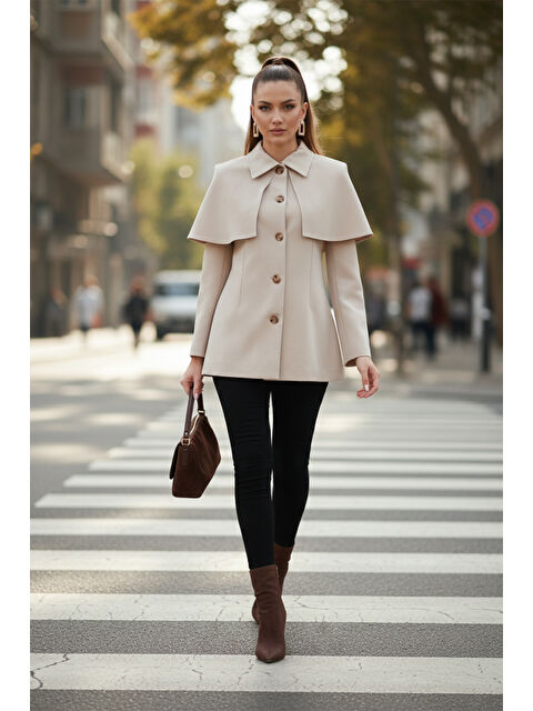 Lela Regular Fit Pelerin Detaylı Düğmeli Ceket 6927687 - S000500878-25636