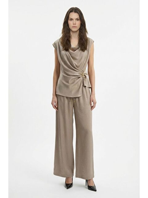 QUZU Beli Bağcıklıi Bol Paça Saten Pantolon Vizon - S000497544-26429