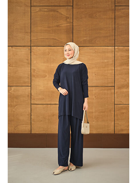 Locco Moda Kadın Dikiş Detay Yırtmaçlı Takım Lacivert