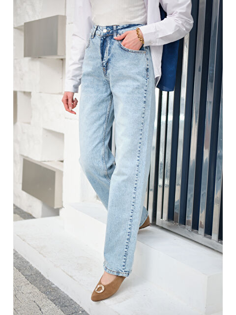 Locco Moda Kadın Kesik Paça Desen Jean Pantolon Buz Mavi - S000511196-3053