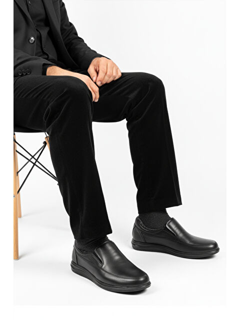 Ayakmod Siyah Hakiki Deri İçi Kürklü Kaymaz Erkek Casual Ayakkabı 472 M - S000449421-19351