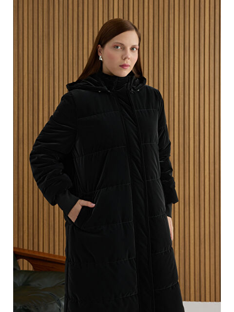 AKER Siyah Seyyar Kapüşonlu Kapitone Mont - S000494432-19351